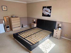 Photo 6- click for photo gallery